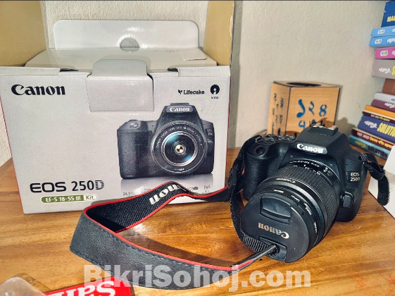 Canon 250D